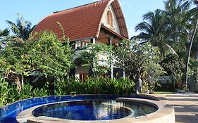 Cleopatra Beach Bungalows Lovina (bali)