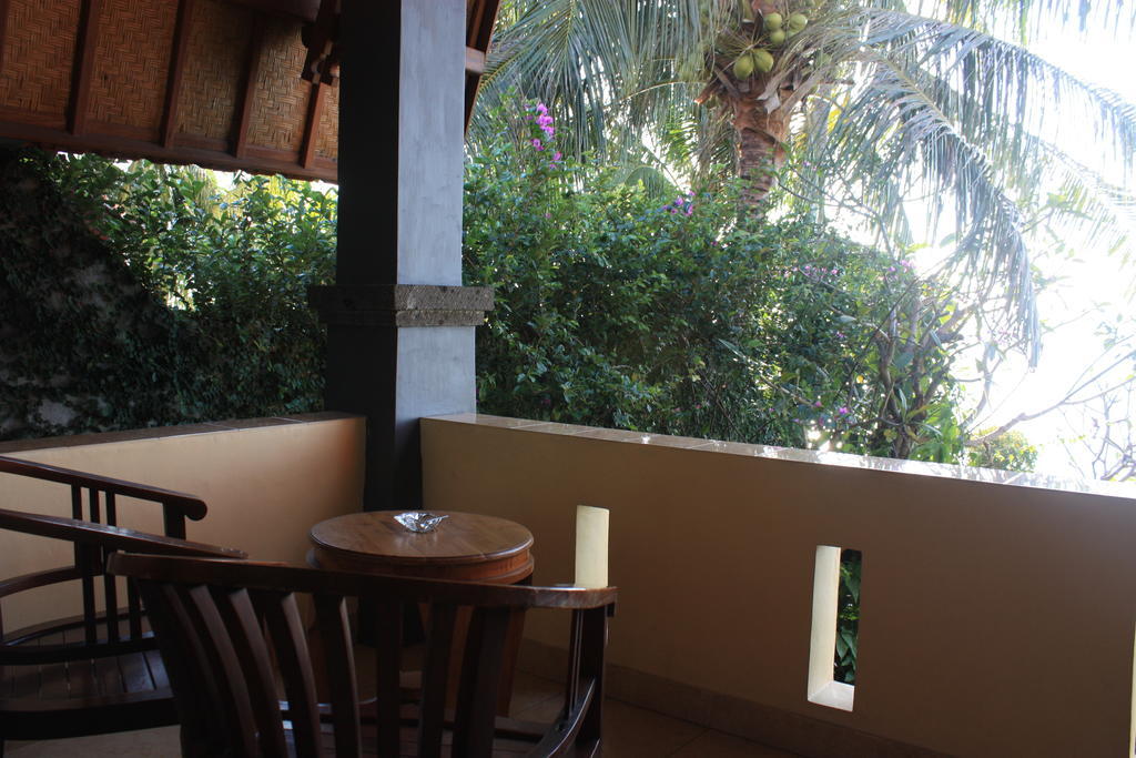 Cleopatra Beach Bungalows Lovina (Bali) Ruang foto