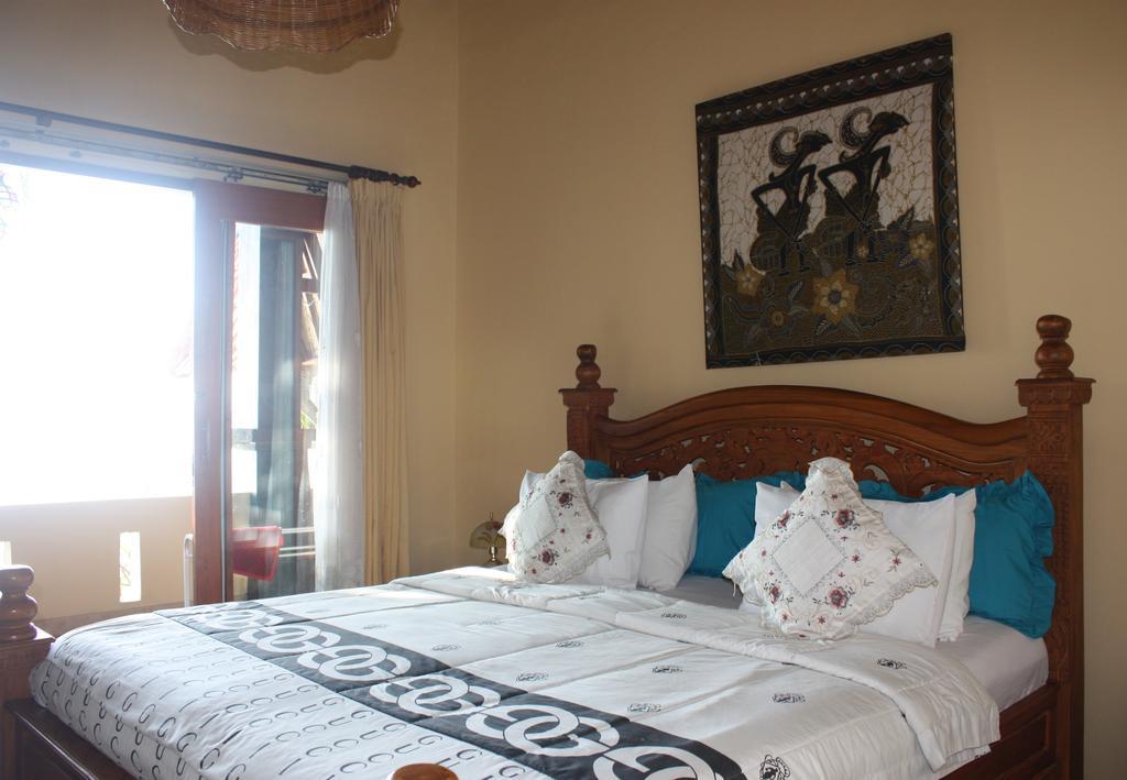 Cleopatra Beach Bungalows Lovina (Bali) Ruang foto